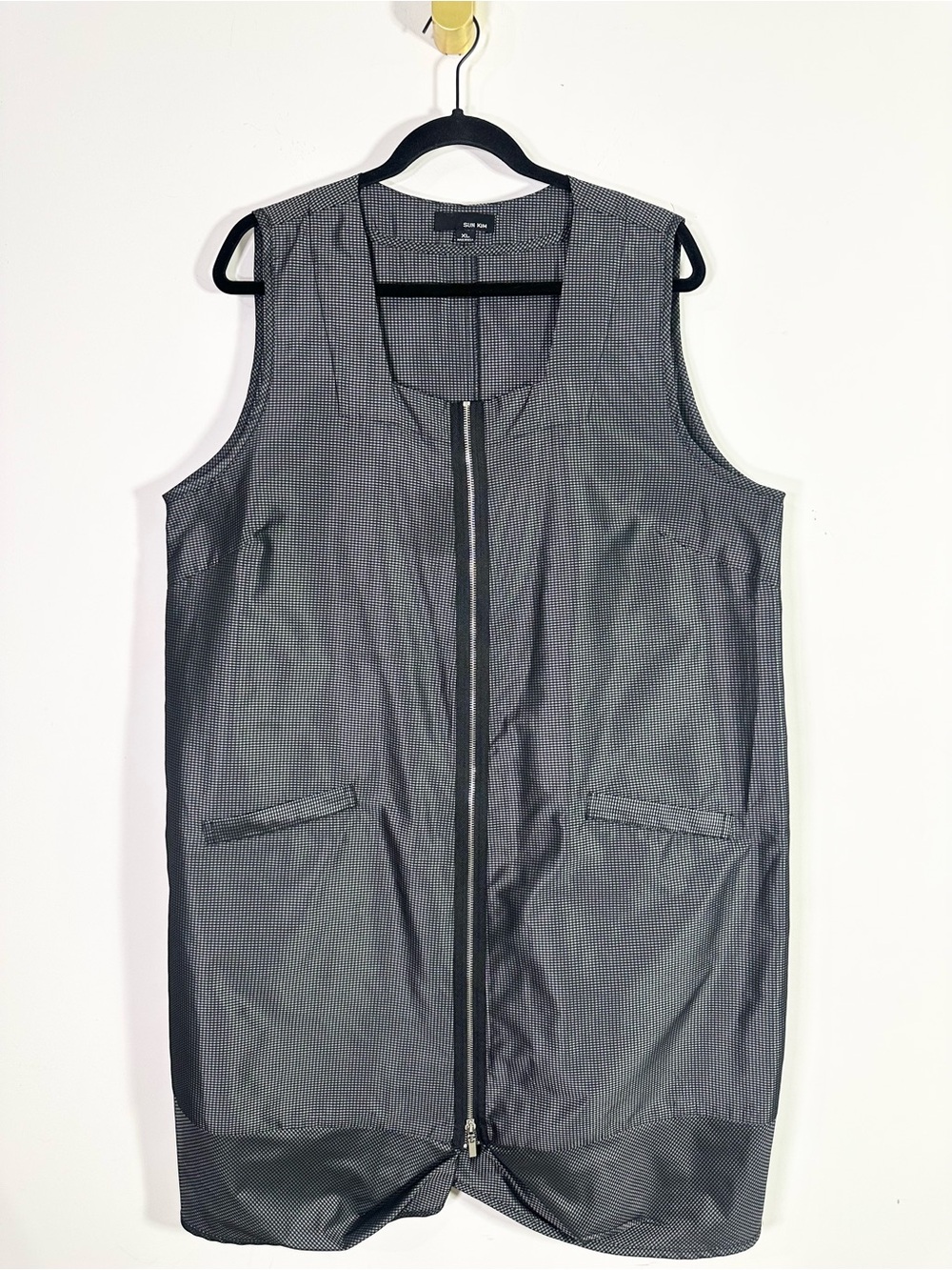 Sun Kim Gray Black Square Scoop Neck Sleeveless Mini Shift Dress